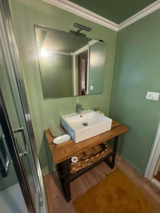 Casa Nina Carignano Apartamento *
